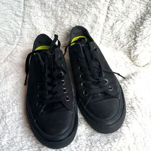 Chuck Taylor II low tops